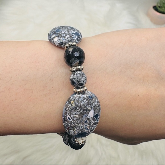 Large Beaded Unique Design Bracelets - Picture 2 of 4